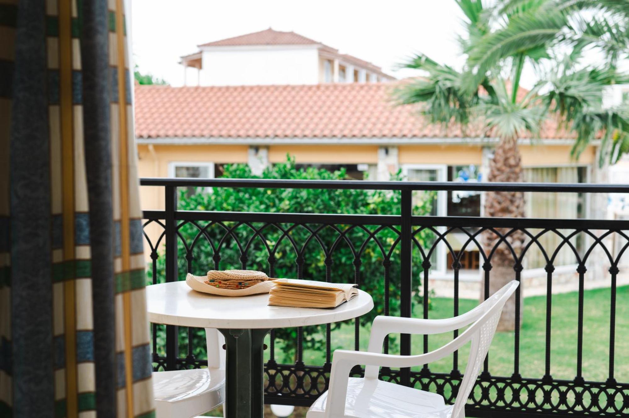 Village Inn Studios & Family Apartments Laganas Exterior foto